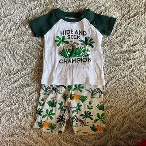 4 for 16$ PJ Place Hide and Seek Champion Infant Shirt and Short Set